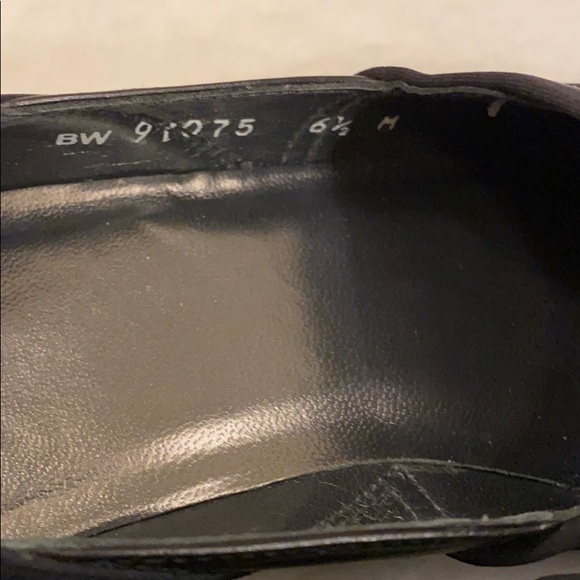 Stuart Weitzman Black Wedge Round Toe Shoe - Picture 5 of 6